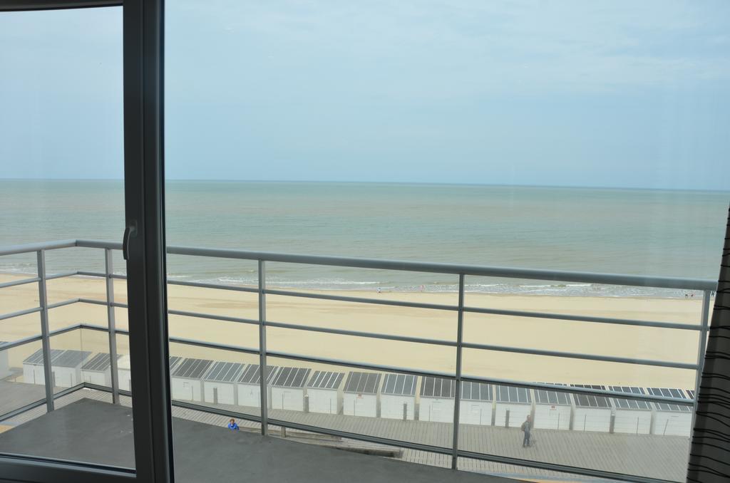 4B @ Longchamp Apartment Ostend Luaran gambar